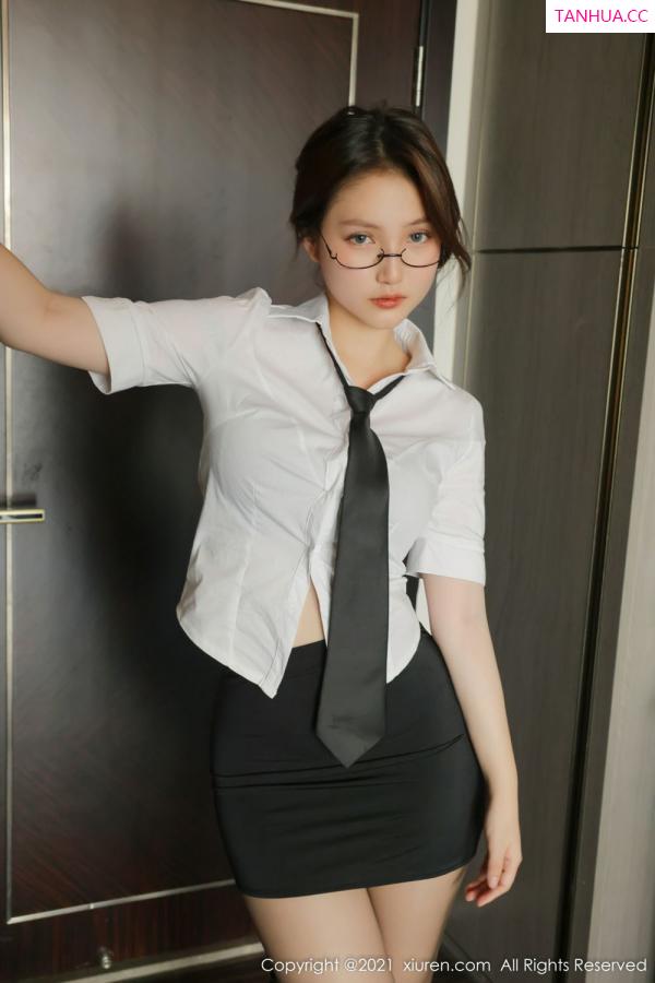 兔妹妹  [XiuRen]高清写真图 2021.12.08 No.4311 兔妹妹第4张图片
